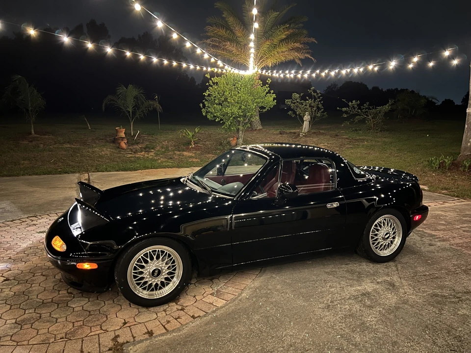 1993 Mazda NA MX-5 Miata - Image 2 of 31