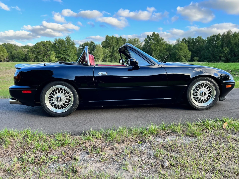 1993 Mazda NA MX-5 Miata - Image 21 of 31