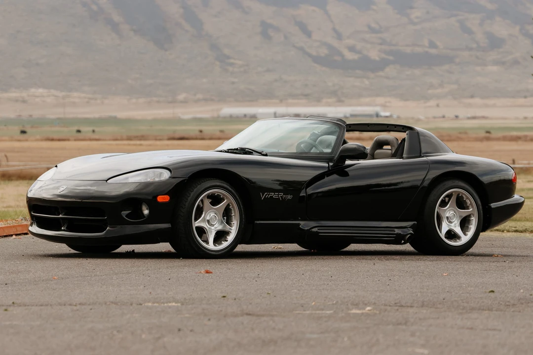 1994 Dodge Viper 1st Gen - Image 2 of 31