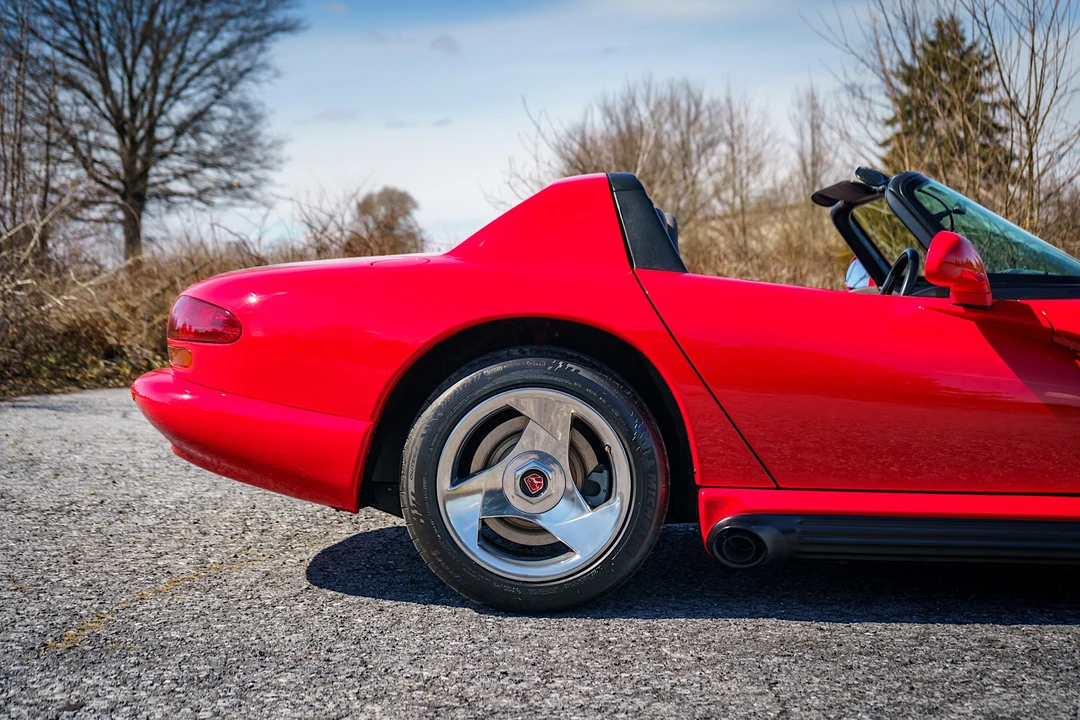 1994 Dodge Viper 1st Gen - Image 27 of 31