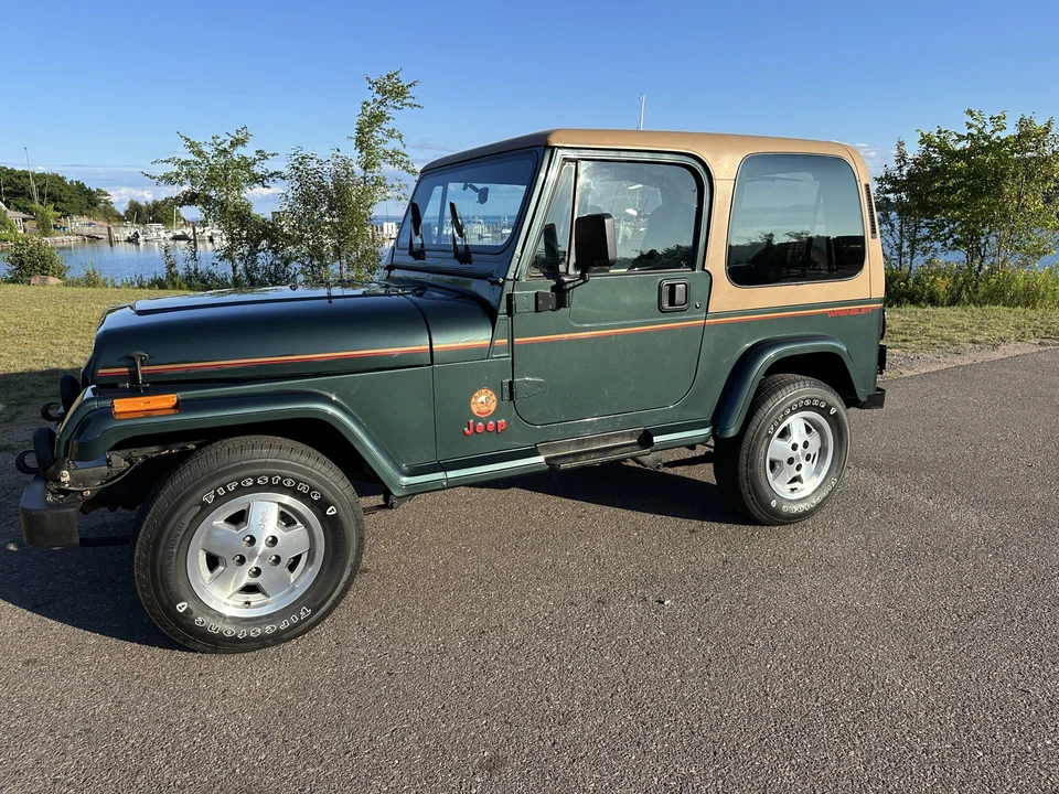 1994 Jeep YJ Wrangler - Image 10 of 31
