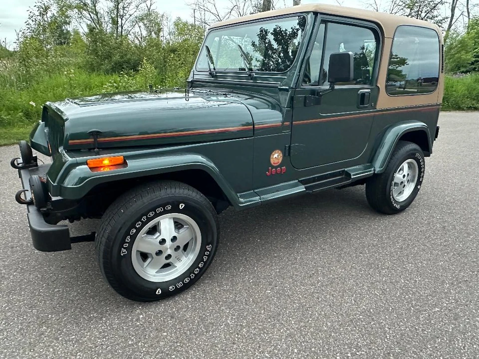 1994 Jeep YJ Wrangler - Image 9 of 31