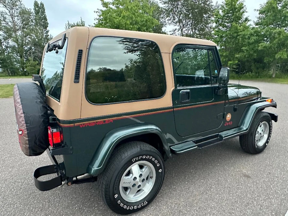 1994 Jeep YJ Wrangler - Image 16 of 31