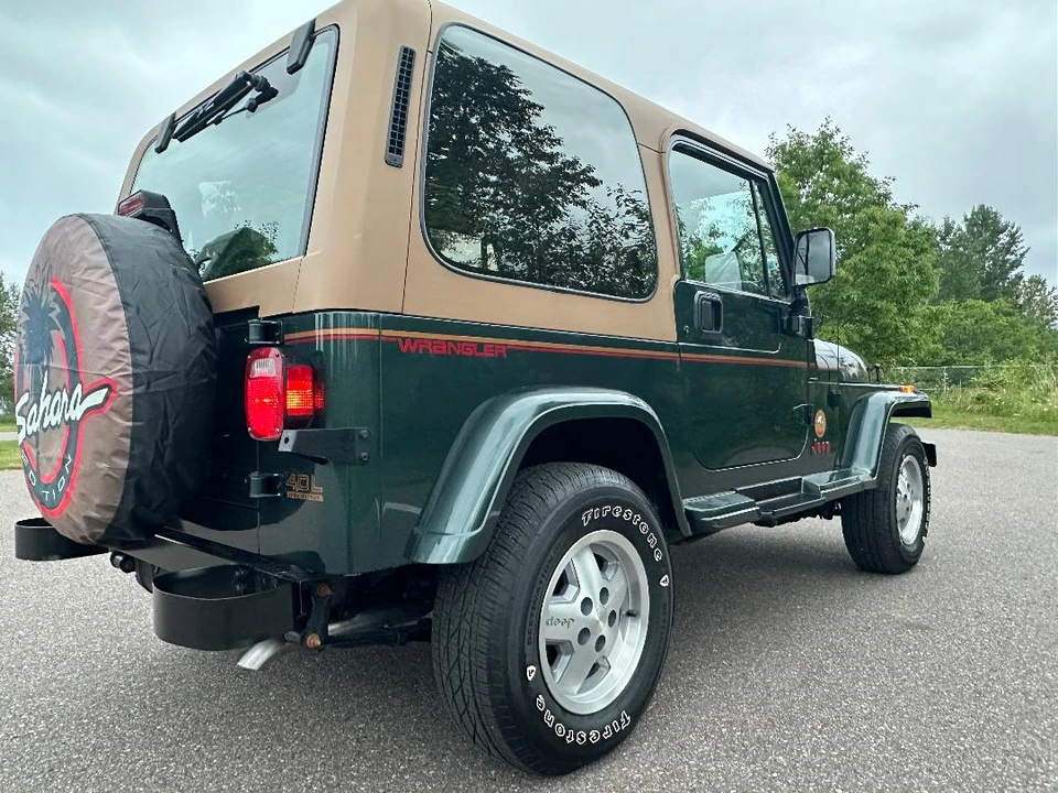 1994 Jeep YJ Wrangler - Image 15 of 31