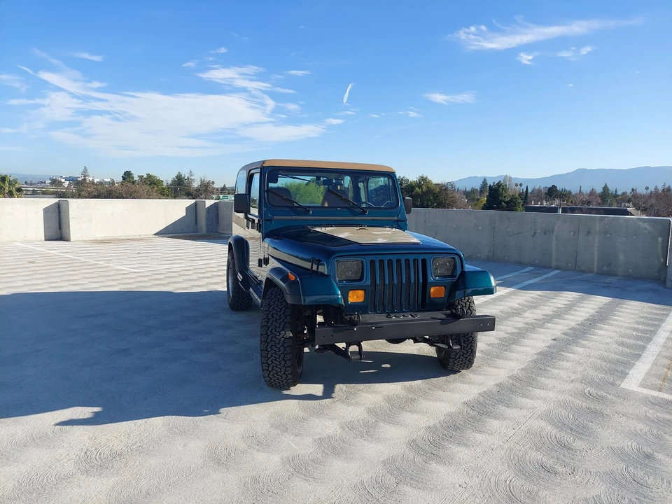 1995 Jeep YJ Wrangler - Image 15 of 31