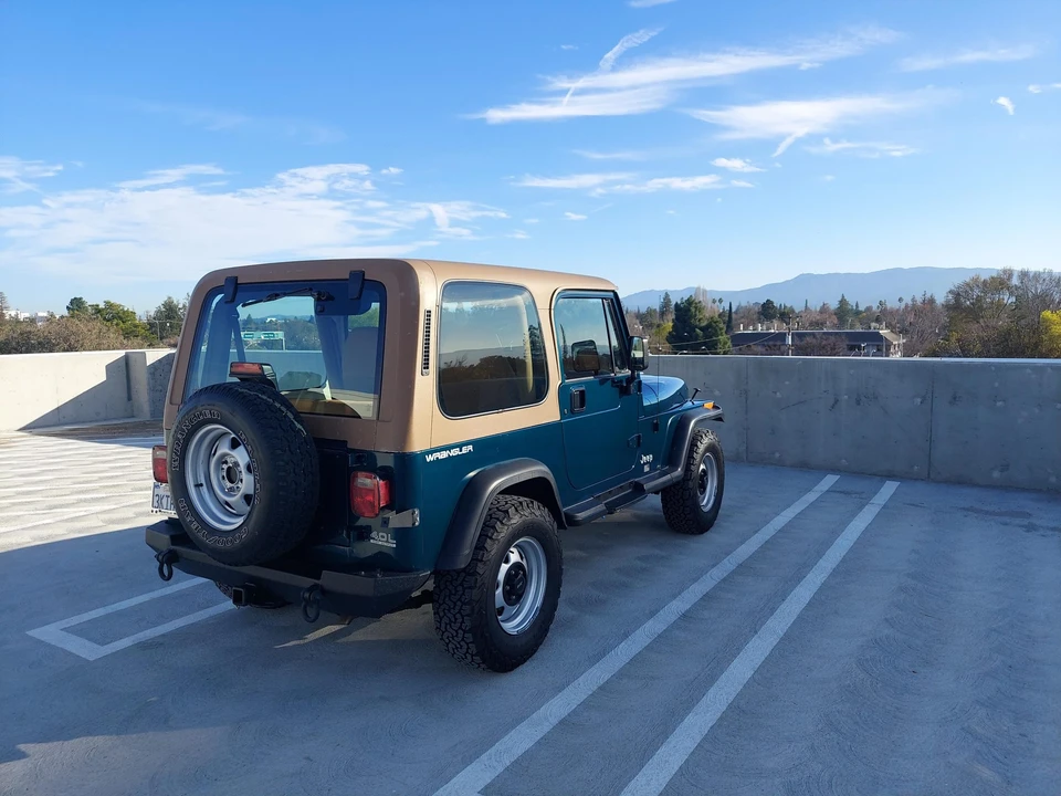 1995 Jeep YJ Wrangler - Image 20 of 31