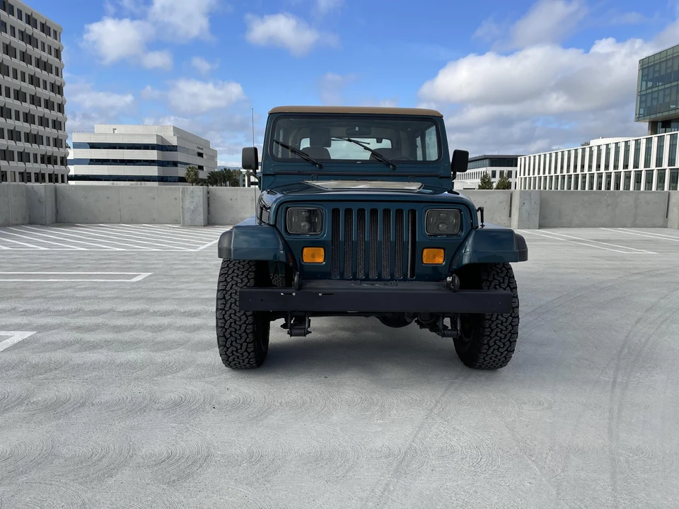 1995 Jeep YJ Wrangler - Image 8 of 31
