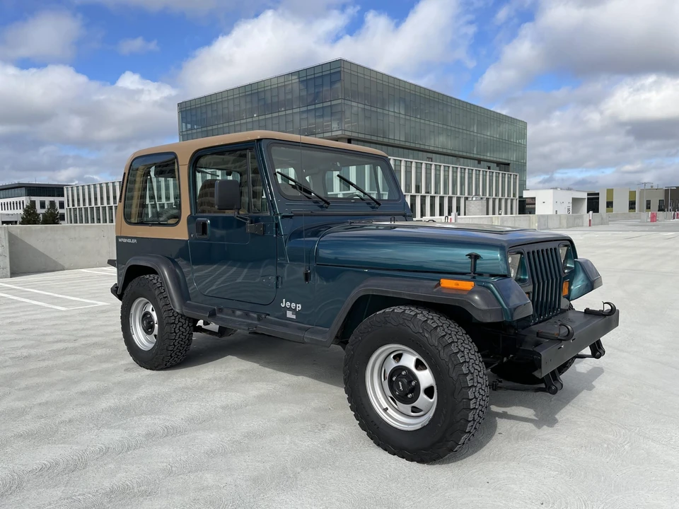 1995 Jeep YJ Wrangler - Image 4 of 31