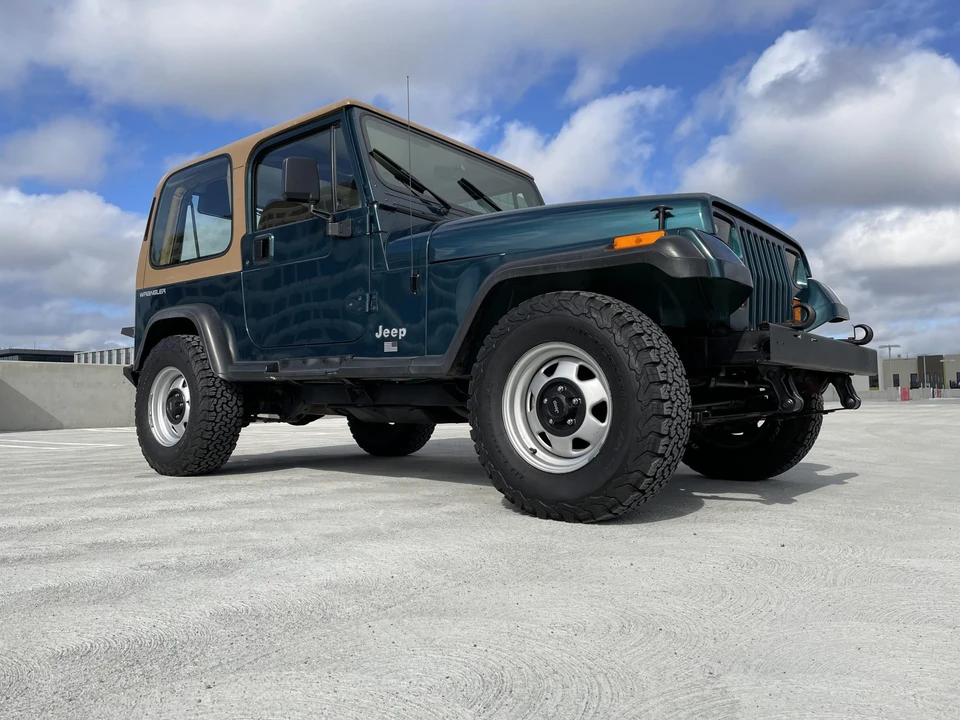 1995 Jeep YJ Wrangler - Image 3 of 31