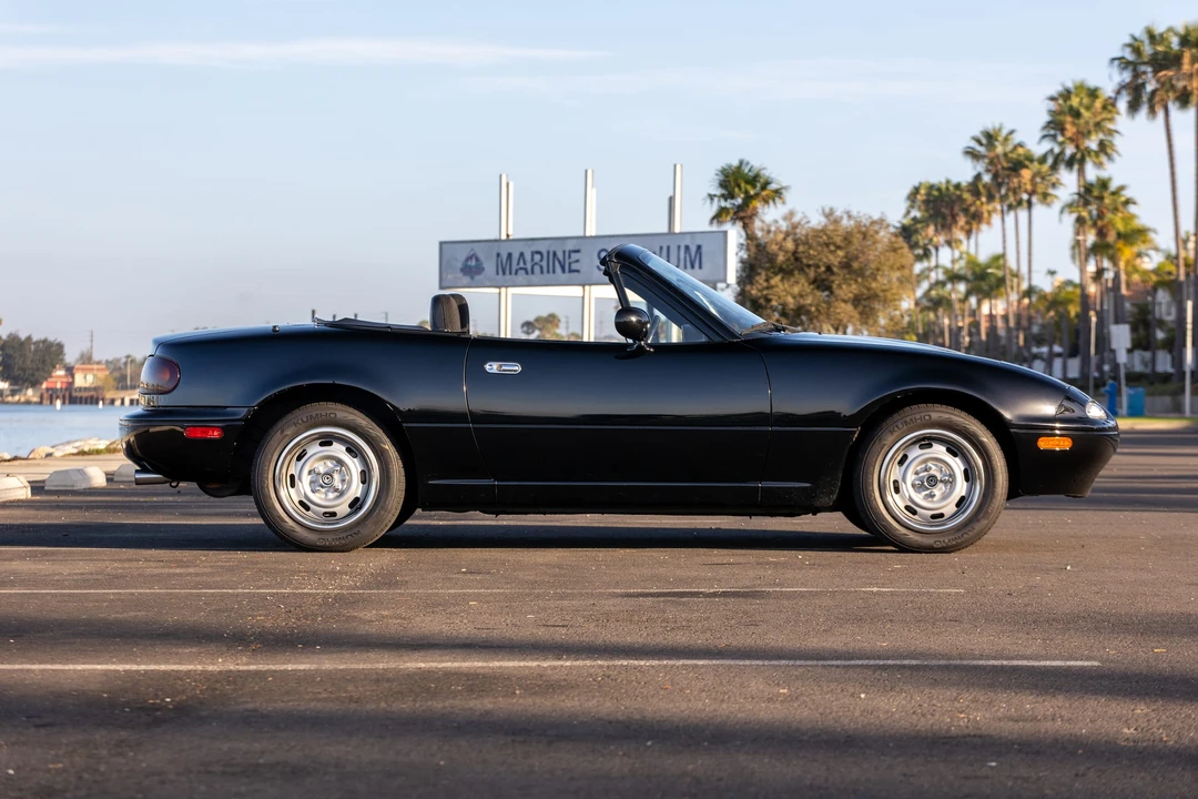 1995 Mazda NA MX-5 Miata - Image 24 of 31