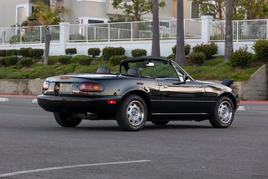 1995 Mazda NA MX-5 Miata - Image 19 of 31