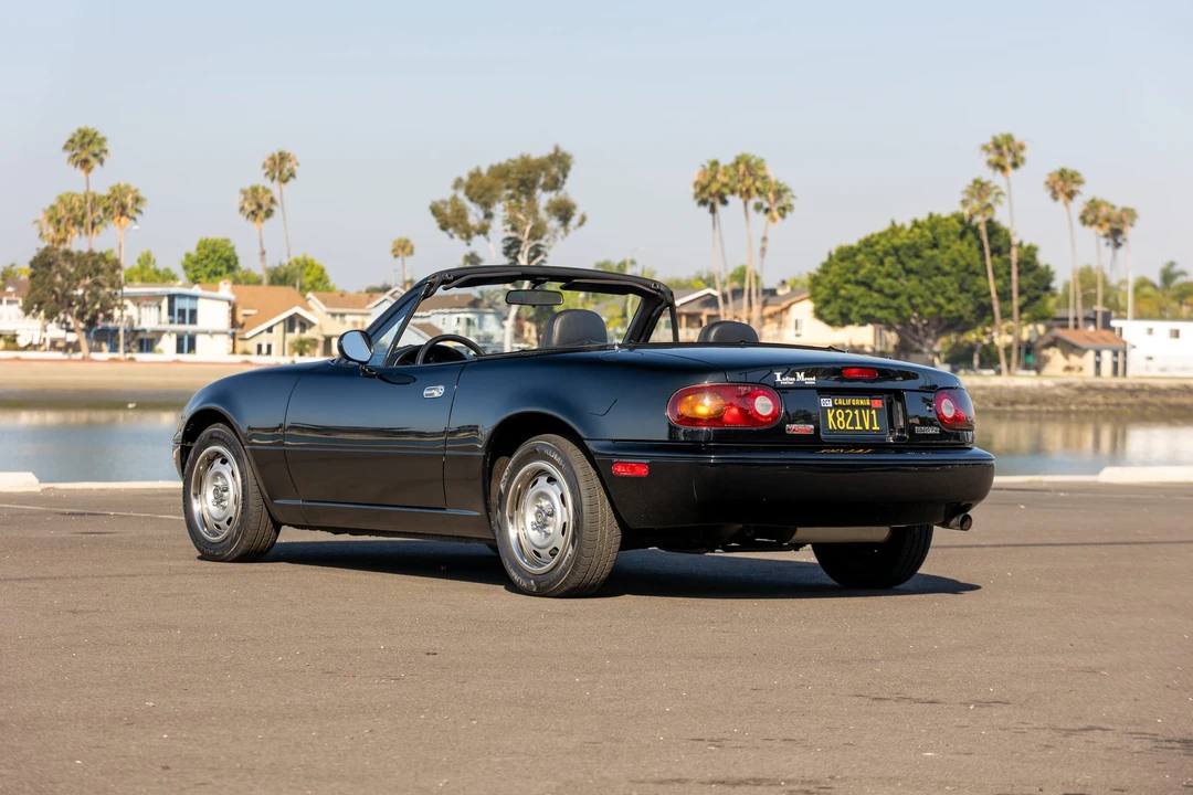 1995 Mazda NA MX-5 Miata - Image 13 of 31
