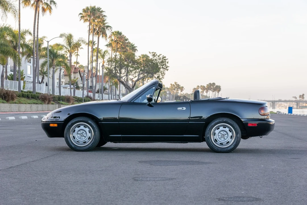 1995 Mazda NA MX-5 Miata - Image 10 of 31