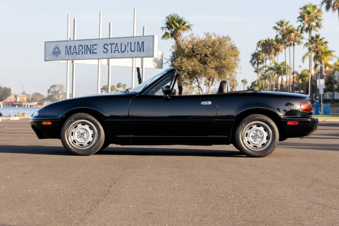 1995 Mazda NA MX-5 Miata - Image 11 of 31