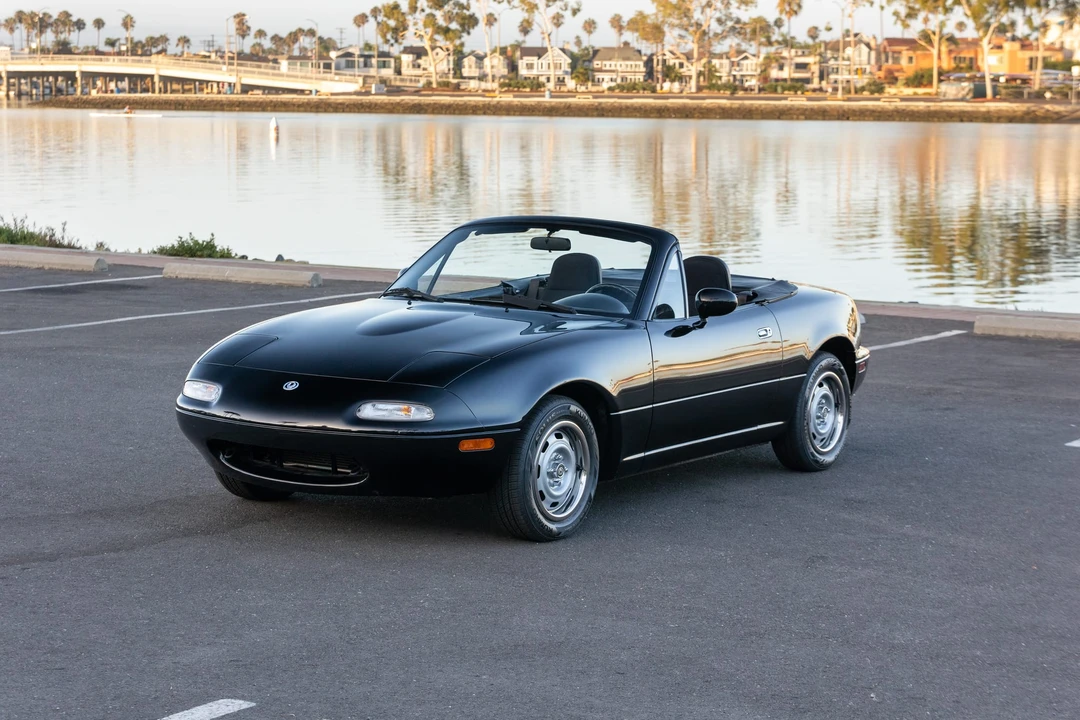 1995 Mazda NA MX-5 Miata - Image 6 of 31