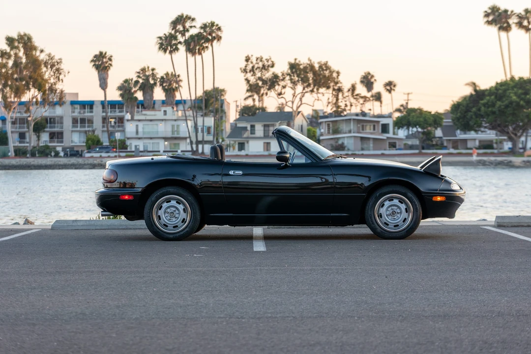 1995 Mazda NA MX-5 Miata - Image 22 of 31