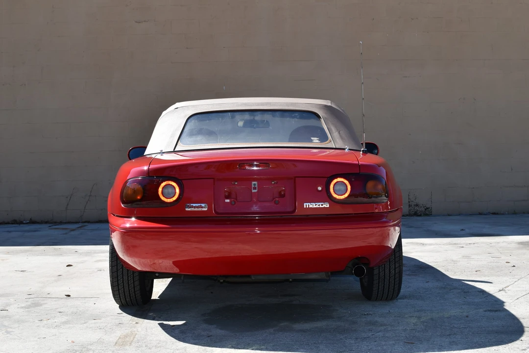 1995 Mazda NA MX-5 Miata - Image 24 of 31