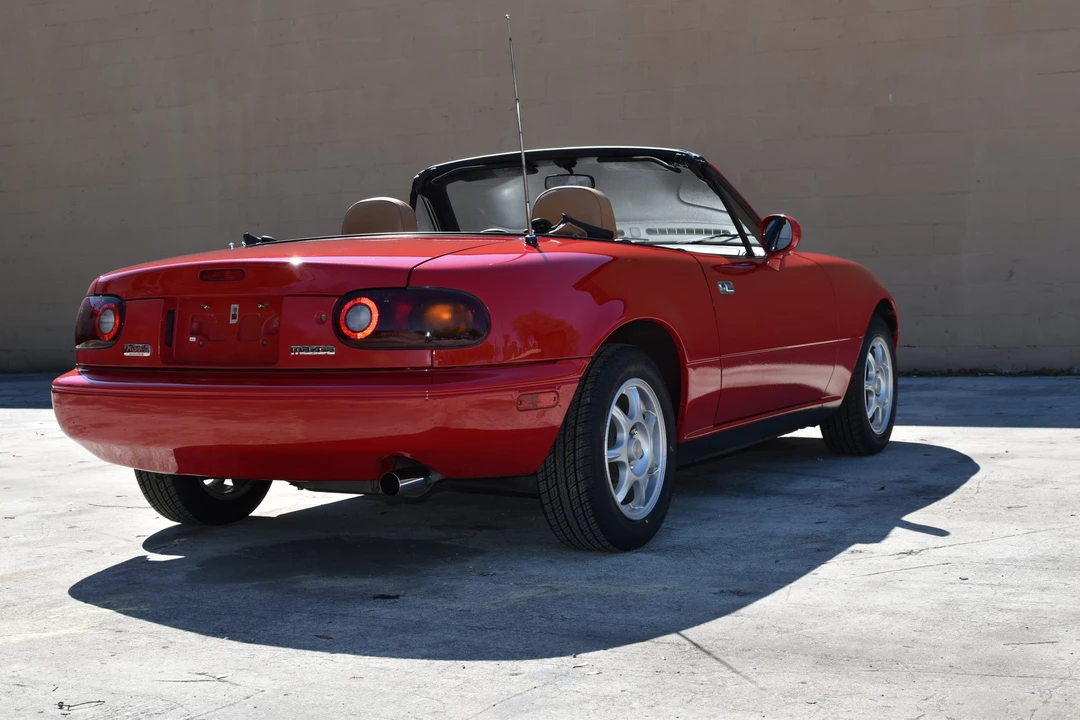1995 Mazda NA MX-5 Miata - Image 10 of 31