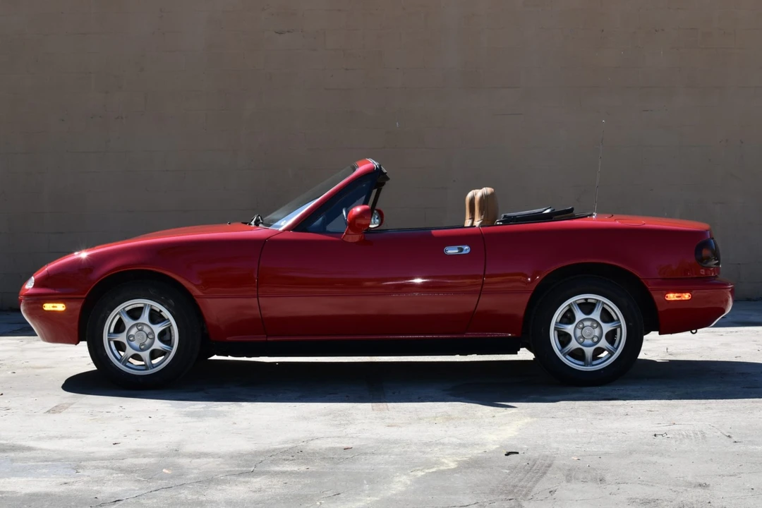 1995 Mazda NA MX-5 Miata - Image 3 of 31