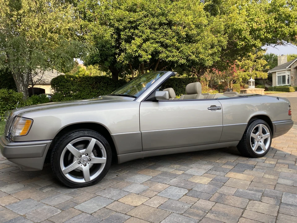 1995 Mercedes-Benz W124 E-Class - Image 14 of 31
