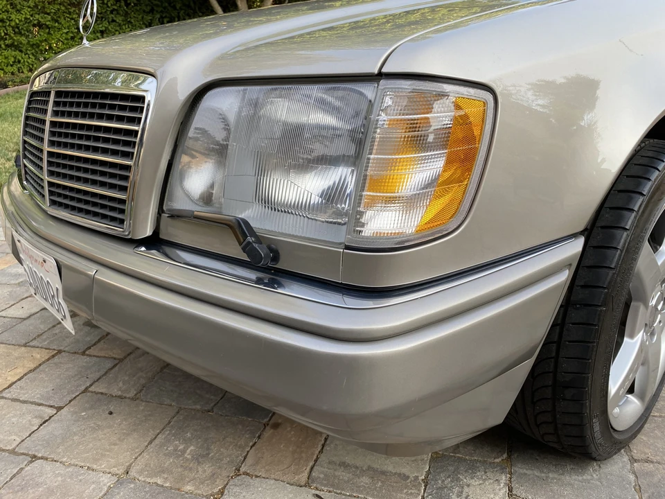 1995 Mercedes-Benz W124 E-Class - Image 23 of 31