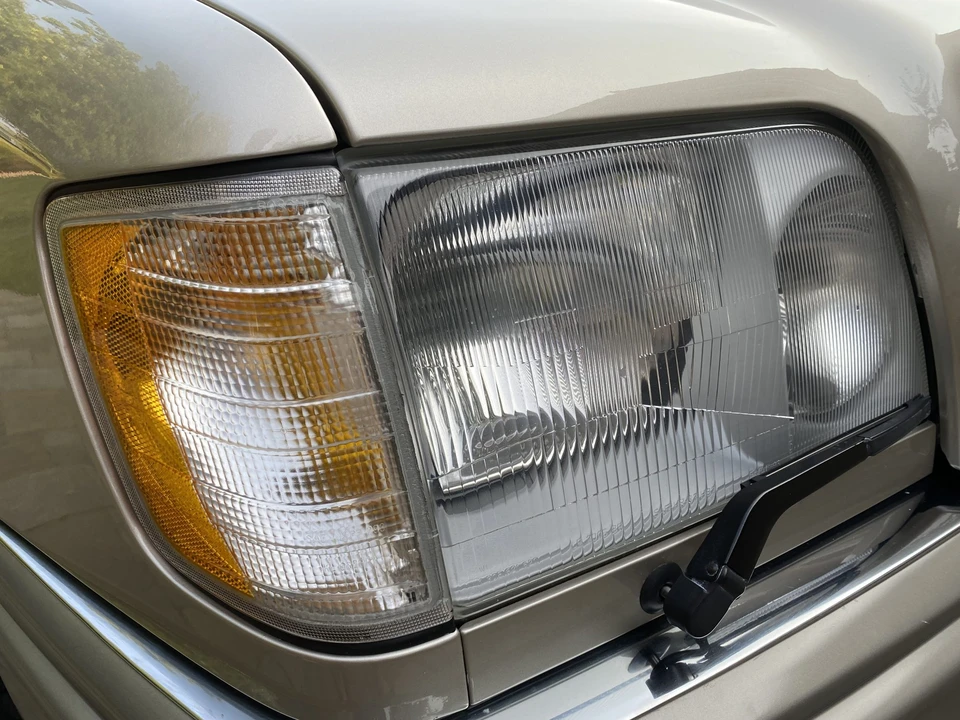1995 Mercedes-Benz W124 E-Class - Image 22 of 31