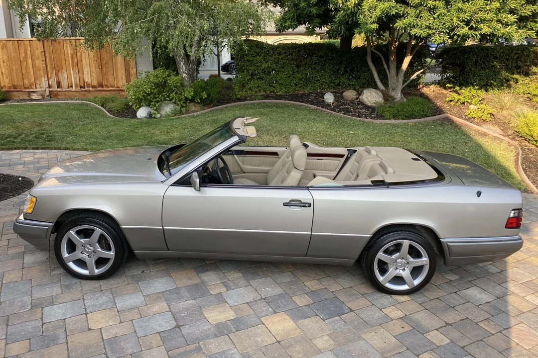 1995 Mercedes-Benz W124 E-Class - Image 13 of 31