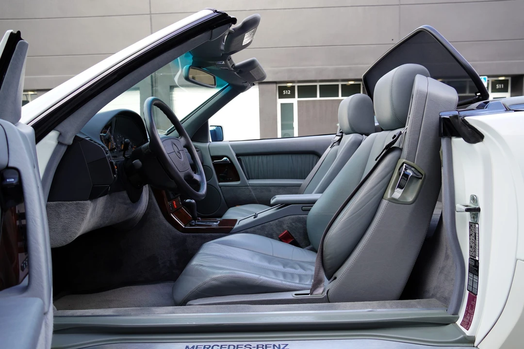 1995 Mercedes-Benz R129 SL-Class - Image 21 of 31