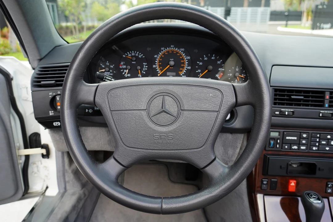 1995 Mercedes-Benz R129 SL-Class - Image 30 of 31