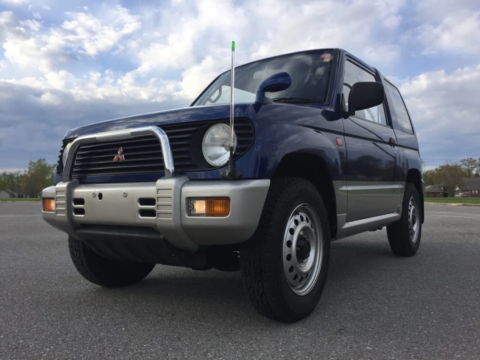 1995 Mitsubishi Pajero/Montero - Image 10 of 31