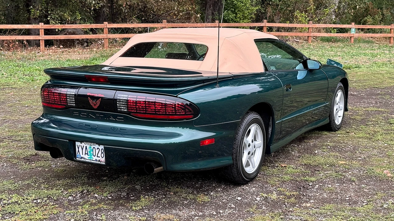 1995 Pontiac Firebird Trans Am 4th Gen - Image 8 of 31
