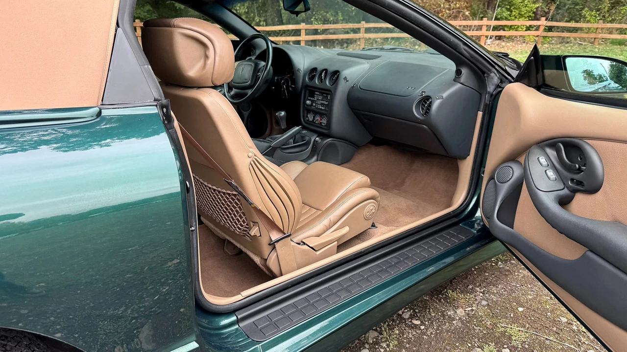 1995 Pontiac Firebird Trans Am 4th Gen - Image 18 of 31