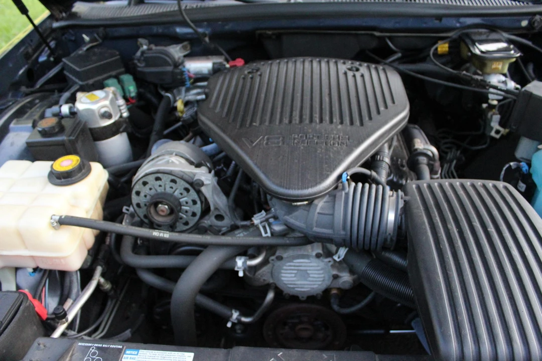 1996 Cadillac Fleetwood - Image 30 of 31