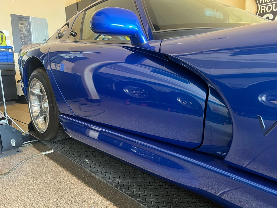 1996 Dodge Viper GTS 2nd Gen - Image 24 of 31