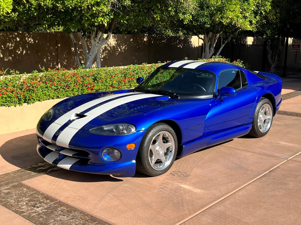 1996 Dodge Viper GTS 2nd Gen - Image 2 of 31