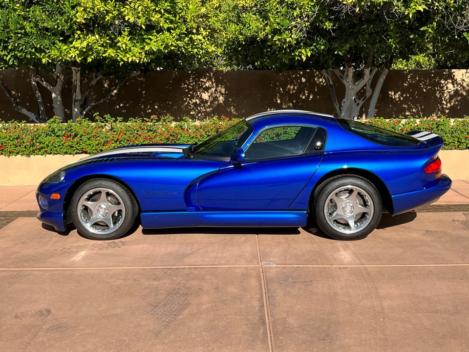 1996 Dodge Viper GTS 2nd Gen - Image 13 of 31