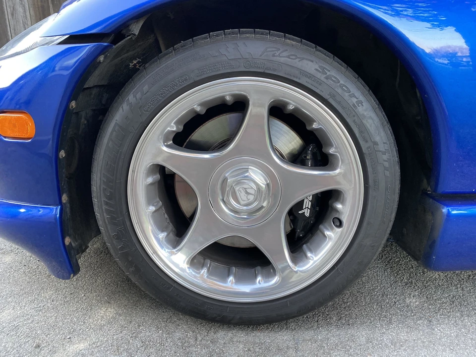 1996 Dodge Viper GTS 2nd Gen - Image 24 of 31