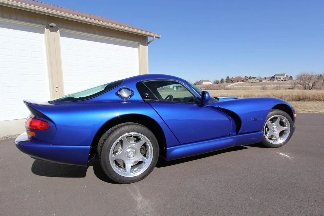 1997 Dodge Viper GTS 2nd Gen - Image 10 of 31