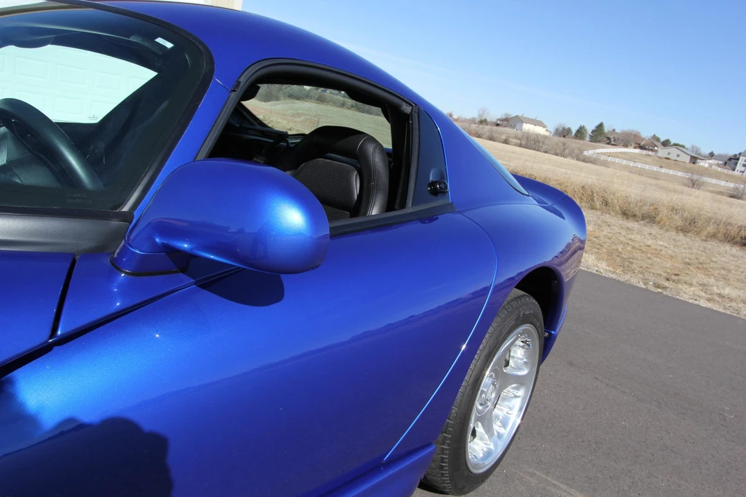 1997 Dodge Viper GTS 2nd Gen - Image 24 of 31