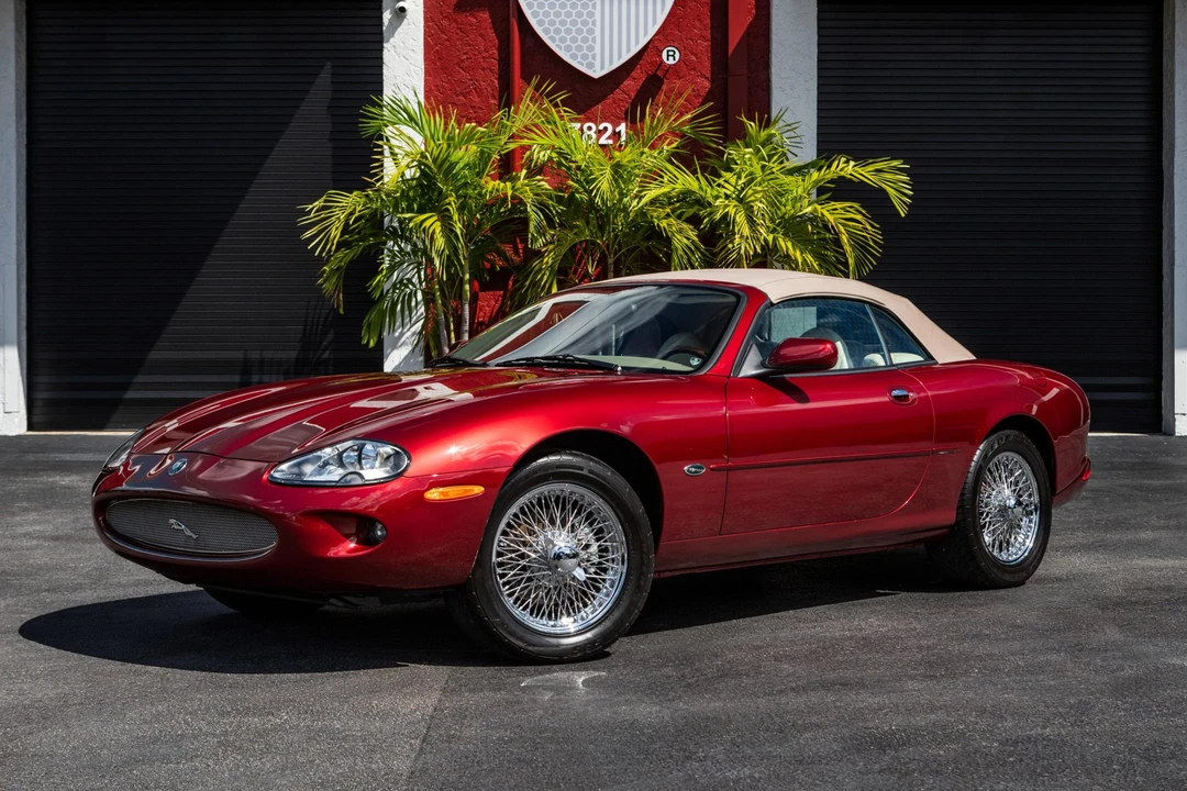 1997 Jaguar X100 XK8 - Image 21 of 31