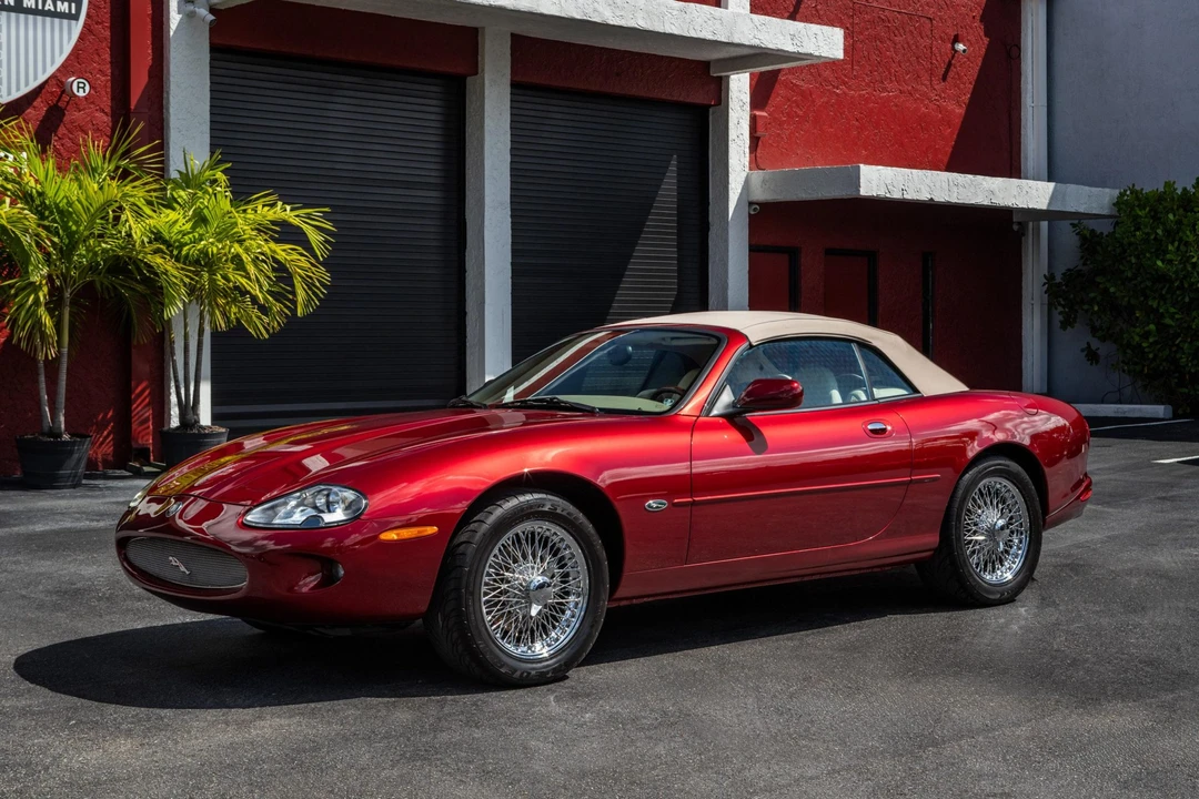 1997 Jaguar X100 XK8 - Image 22 of 31