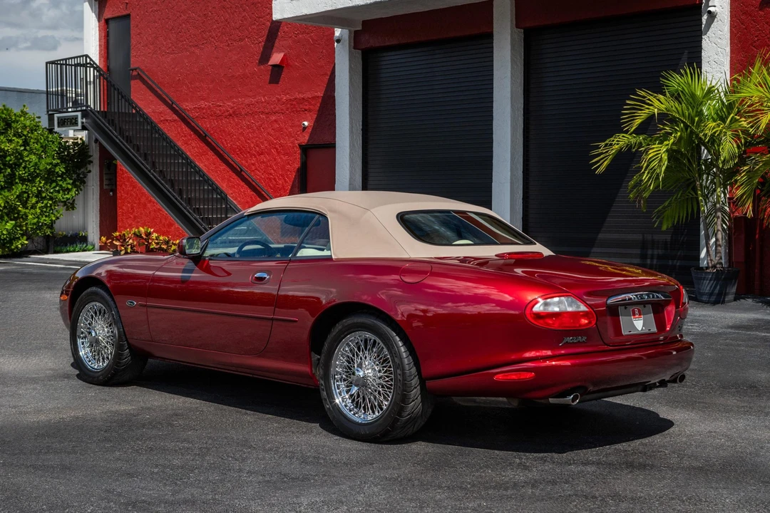 1997 Jaguar X100 XK8 - Image 24 of 31