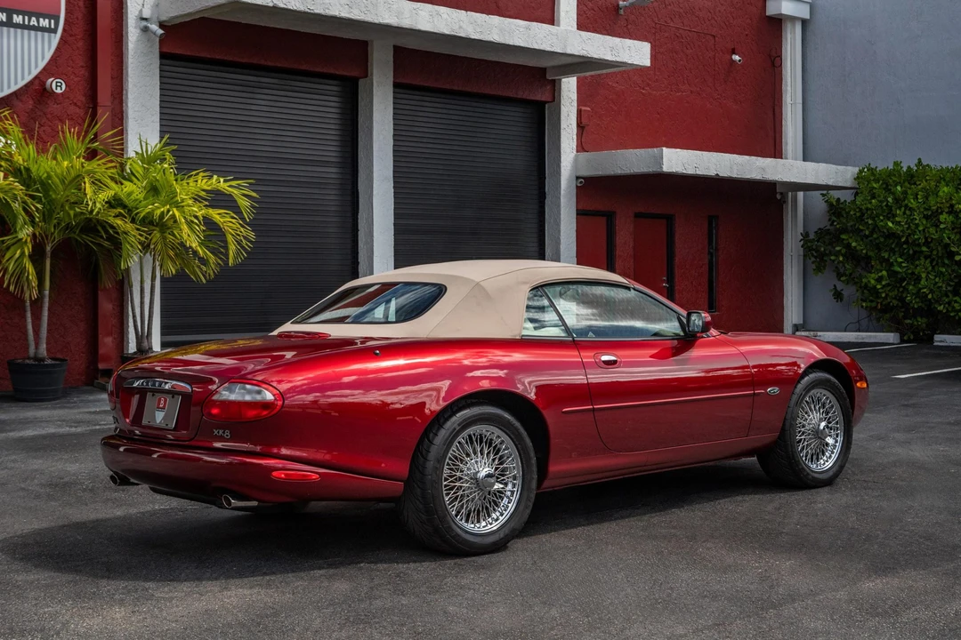 1997 Jaguar X100 XK8 - Image 25 of 31