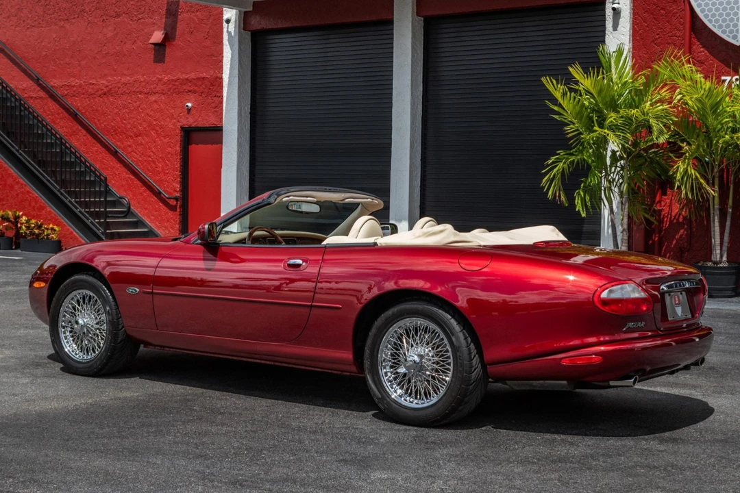 1997 Jaguar X100 XK8 - Image 7 of 31