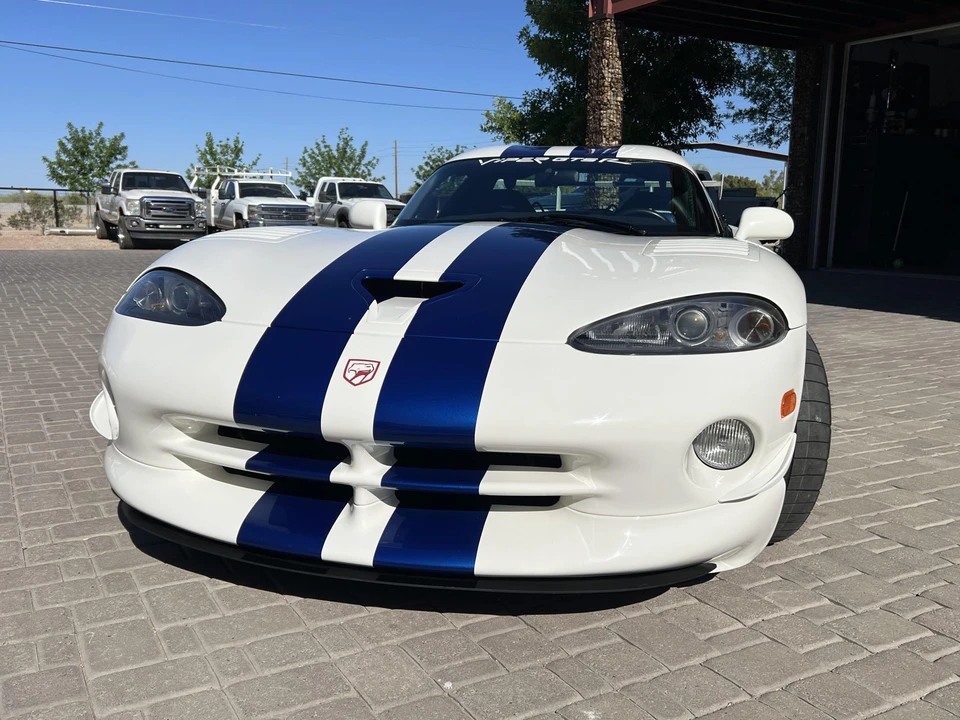 1998 Dodge Viper GTS 2nd Gen - Image 26 of 31