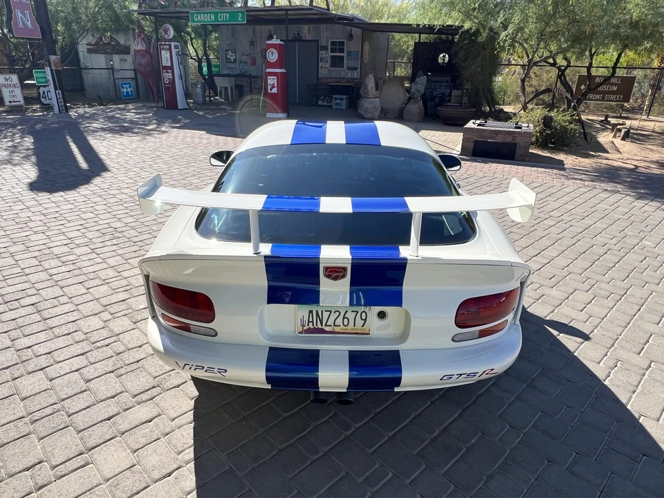 1998 Dodge Viper GTS 2nd Gen - Image 12 of 31