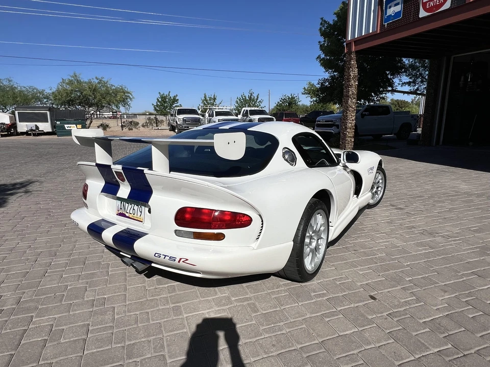 1998 Dodge Viper GTS 2nd Gen - Image 15 of 31