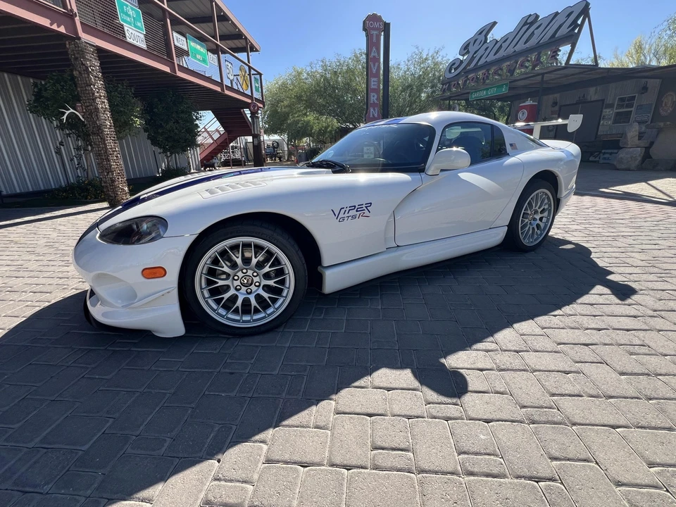 1998 Dodge Viper GTS 2nd Gen - Image 4 of 31