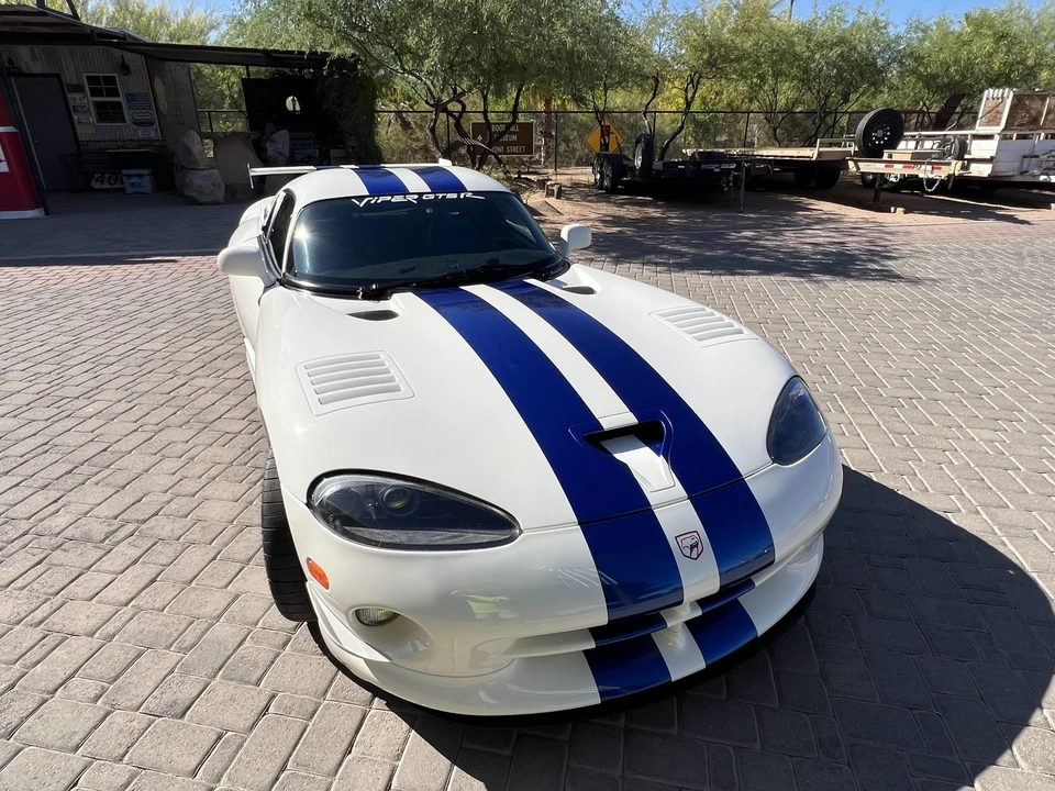 1998 Dodge Viper GTS 2nd Gen - Image 23 of 31