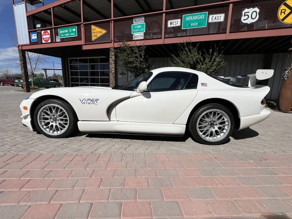 1998 Dodge Viper GTS 2nd Gen - Image 8 of 31